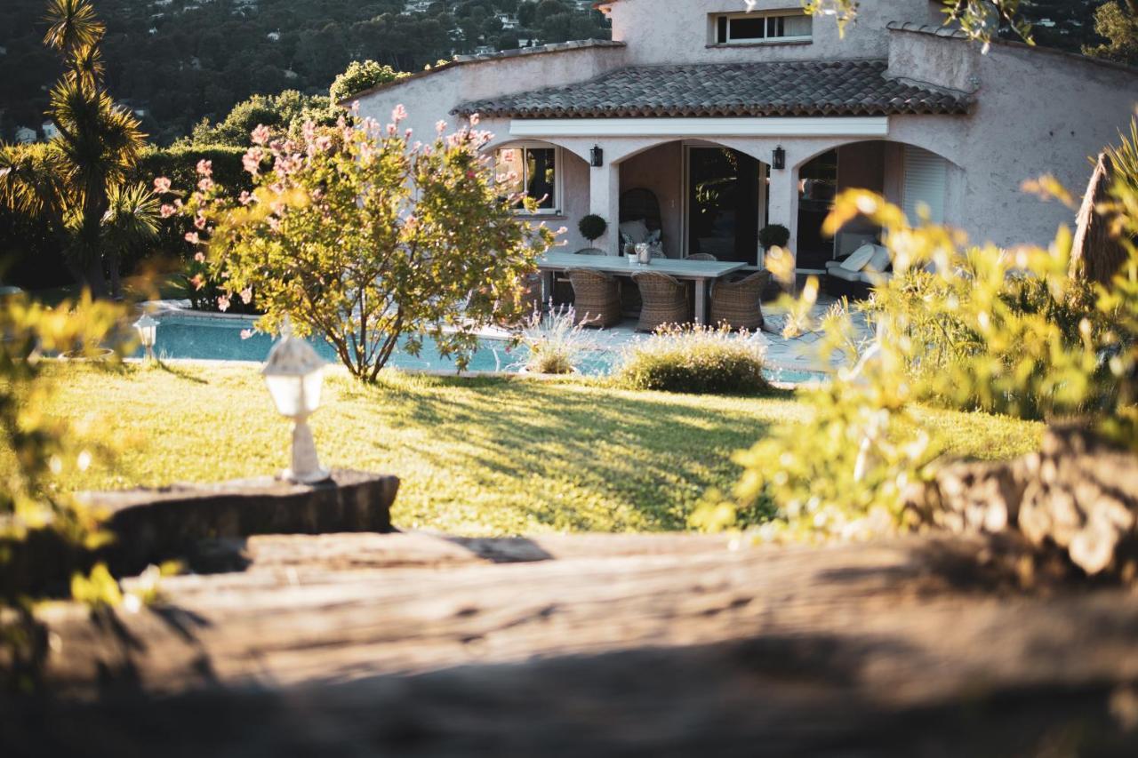 Maison De Vacances Villa Cardabella Le Tignet Bagian luar foto
