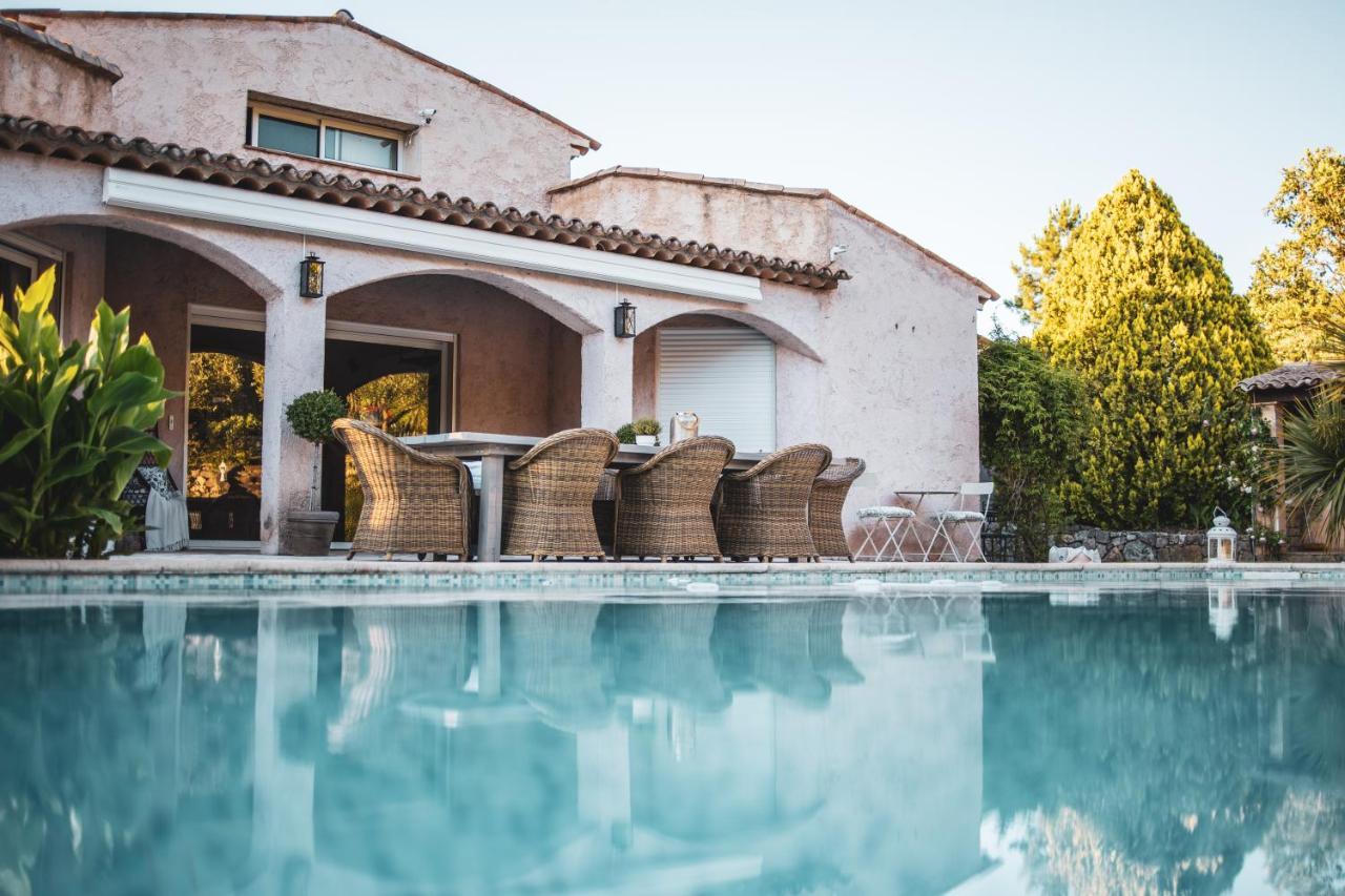Maison De Vacances Villa Cardabella Le Tignet Bagian luar foto